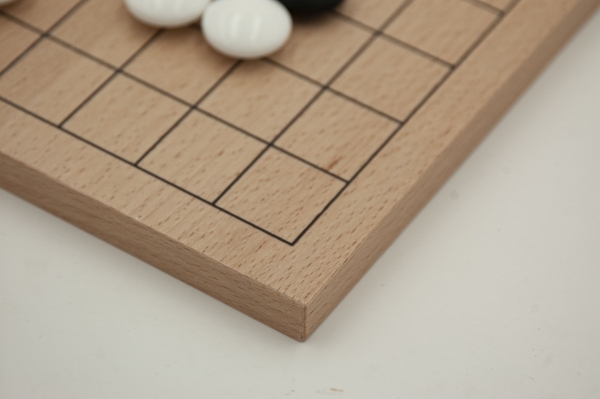 Beech Veneered Board, 19x19/13x13, 13mm, Varnished